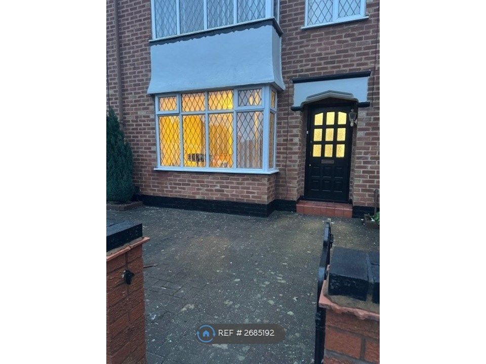 Property photo 3 of 26