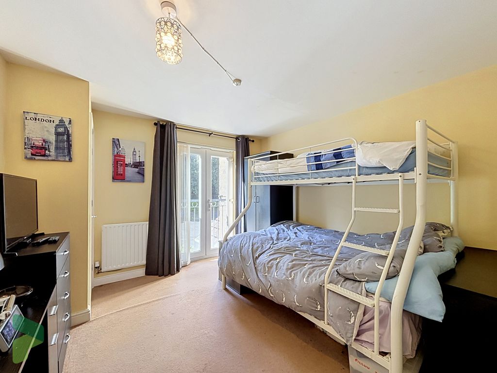Property photo 3 of 13 Bedroom 1 With En Suite