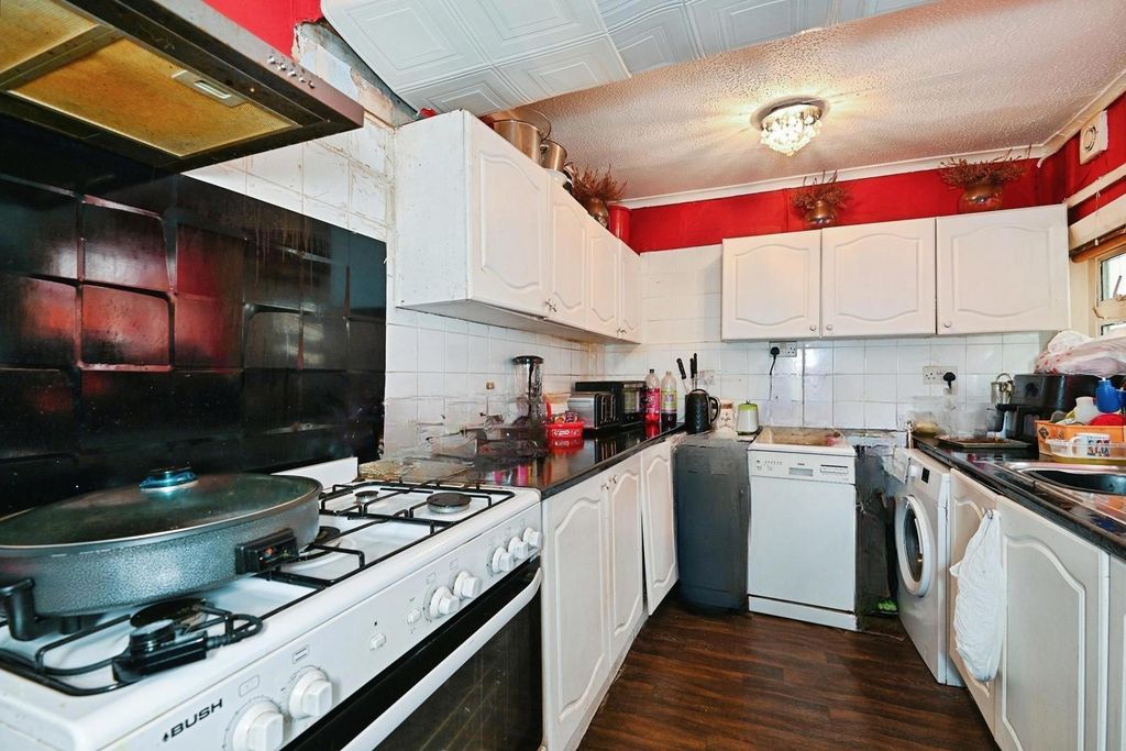 Property photo 2 of 7 Pbox-Img.Jpg