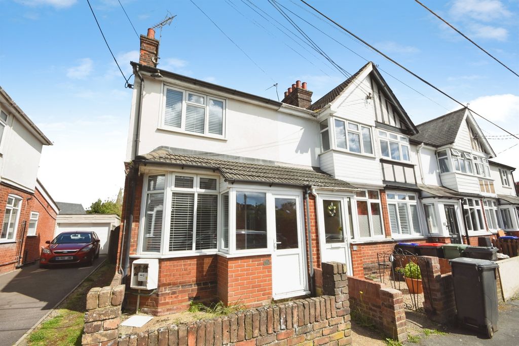 Property photo 1 of 17