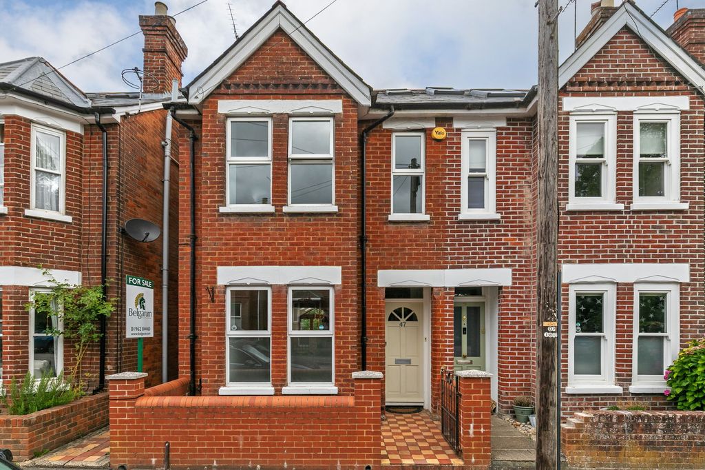 Property photo 1 of 13
