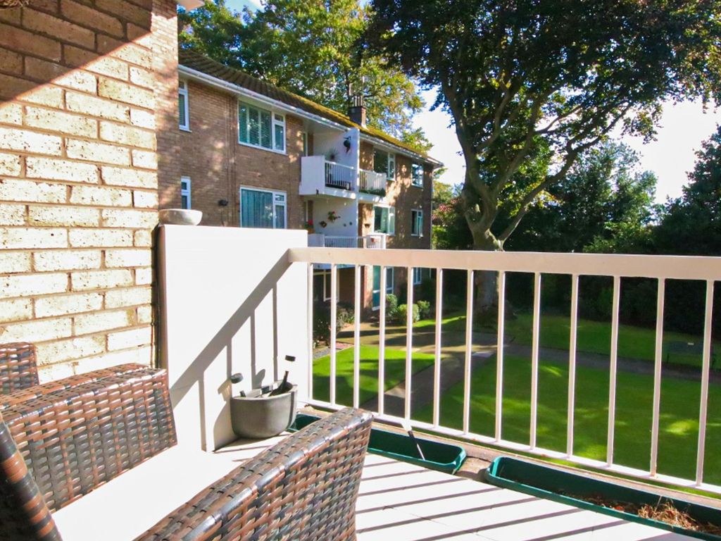 Property photo 3 of 12
