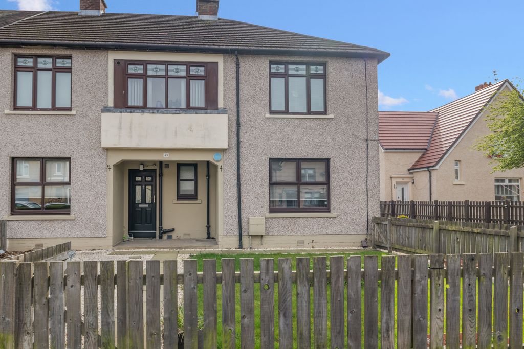 Additional image 18 of 2 bed flat for saleAlmond Street, Grangemouth FK3