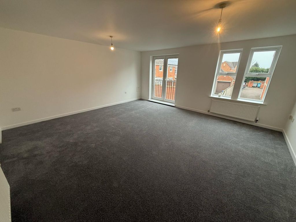 Property photo 3 of 6 Image