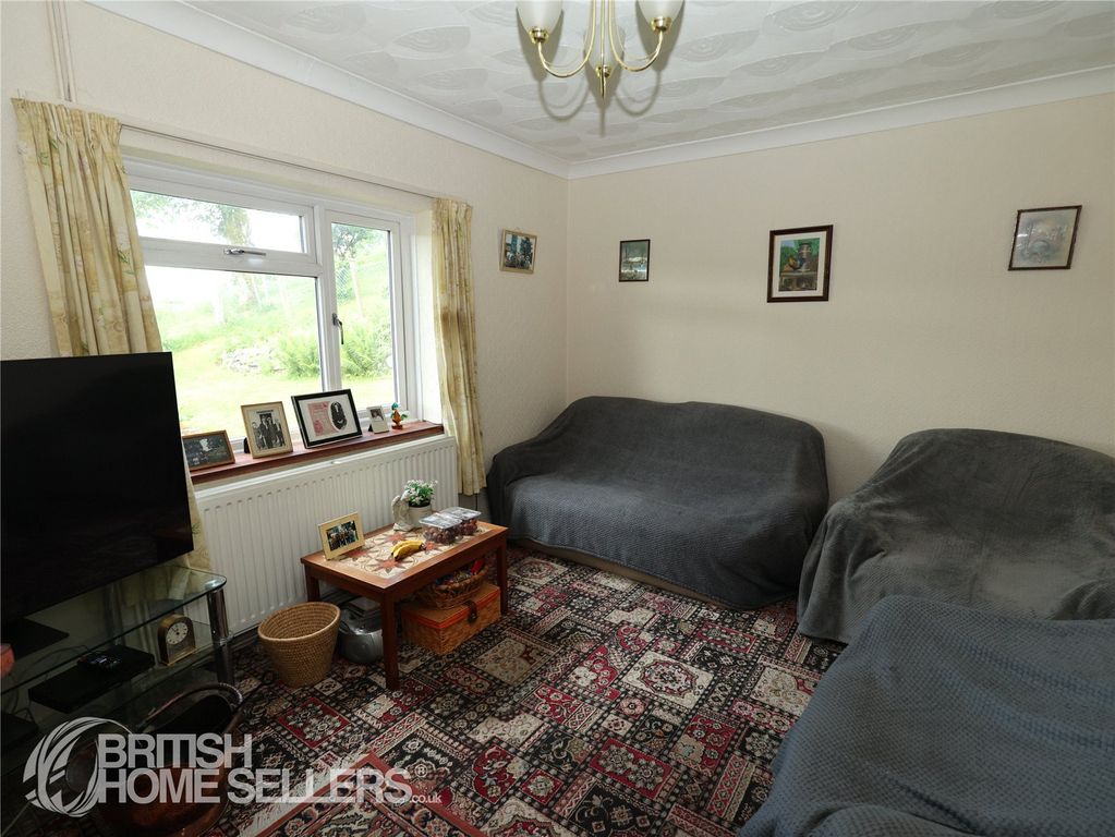 Property photo 3 of 18 Picture No. 11
