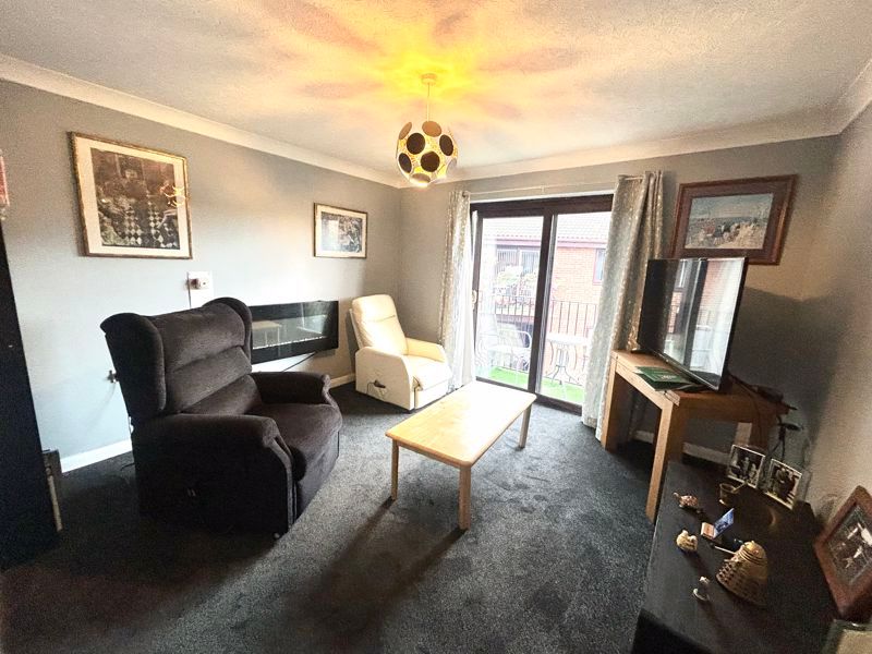 Property photo 3 of 10 Photo 2