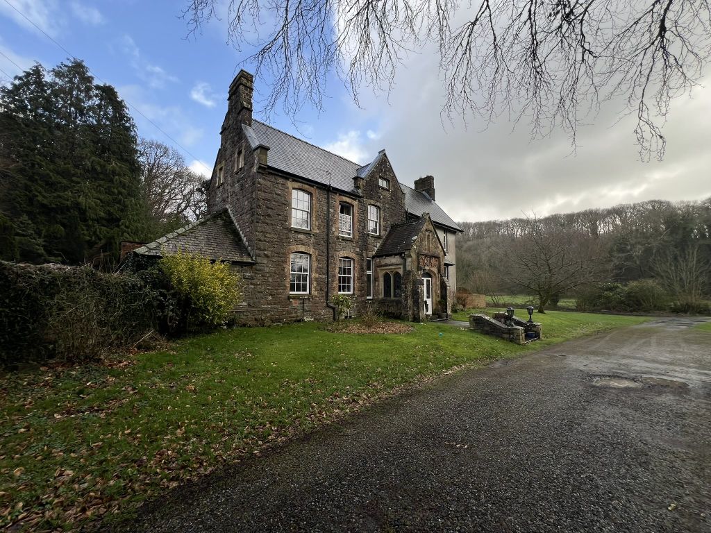 Property photo 1 of 4 Img_3009