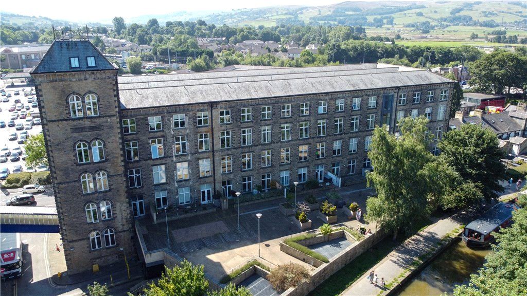 Property photo 1 of 11 Glista Mill