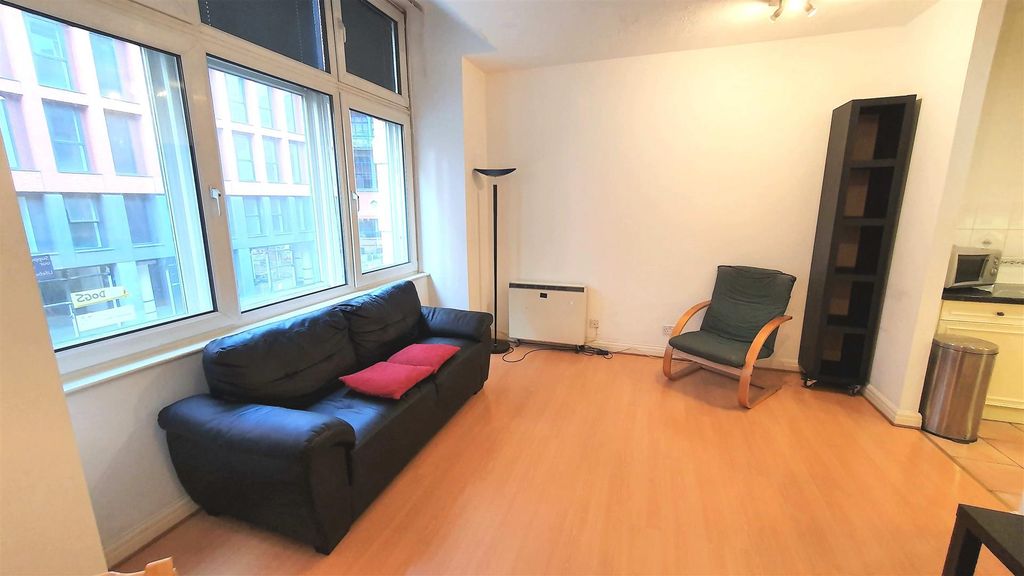 Property photo 2 of 24