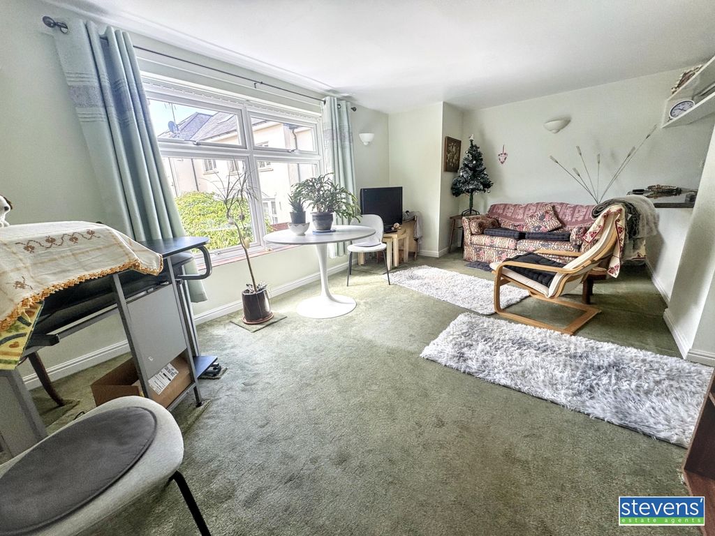 Property photo 3 of 7 Img_2630