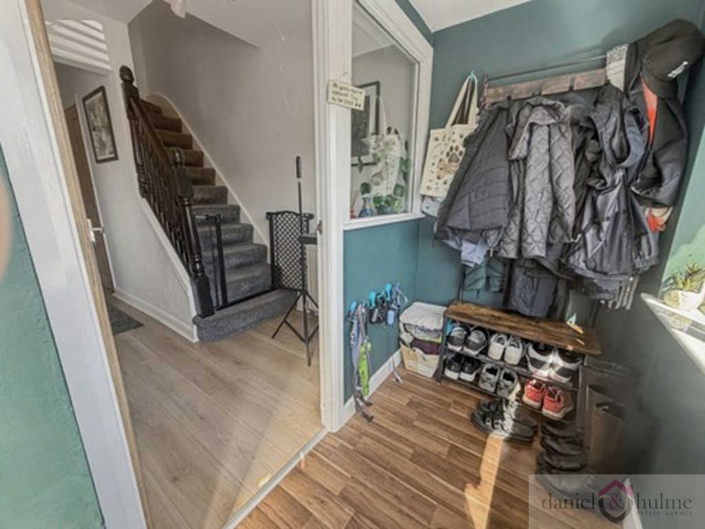 Property photo 3 of 22 2343283