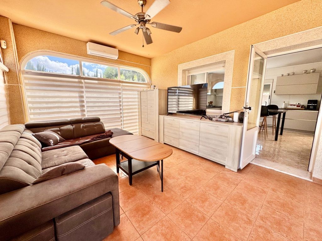 Property photo 3 of 50