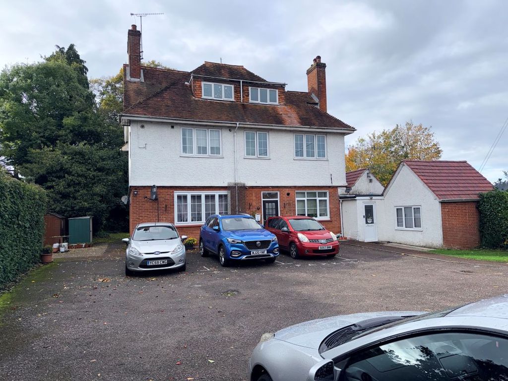 Property photo 2 of 7