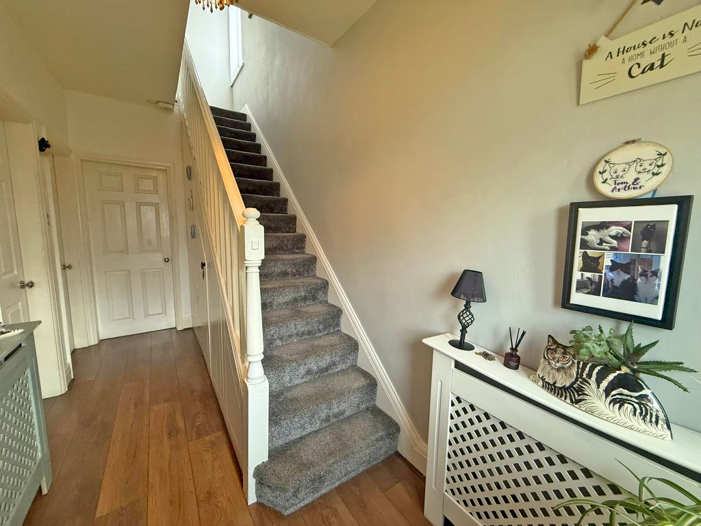 Property photo 2 of 14 Img_3881