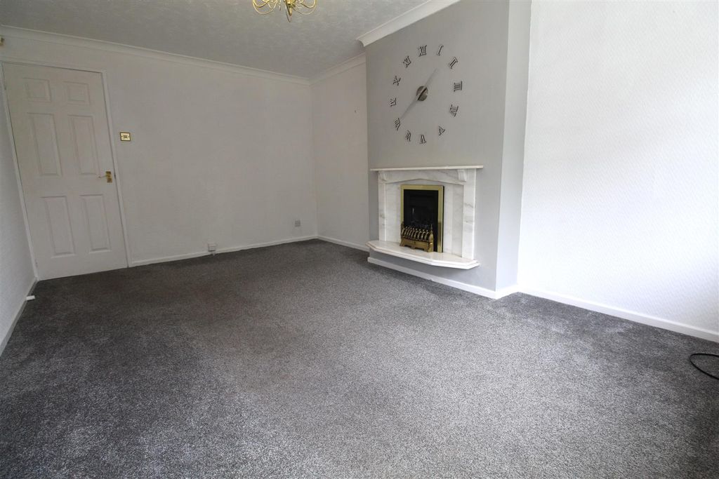 Property photo 3 of 13 C13.Jpg