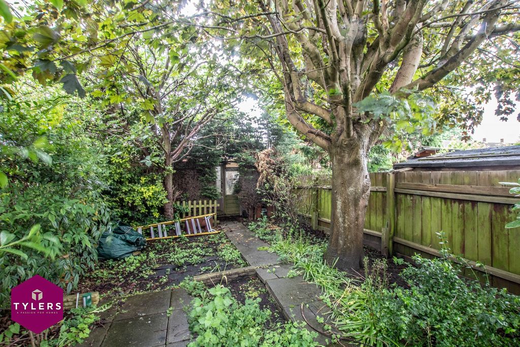 Property photo 2 of 14