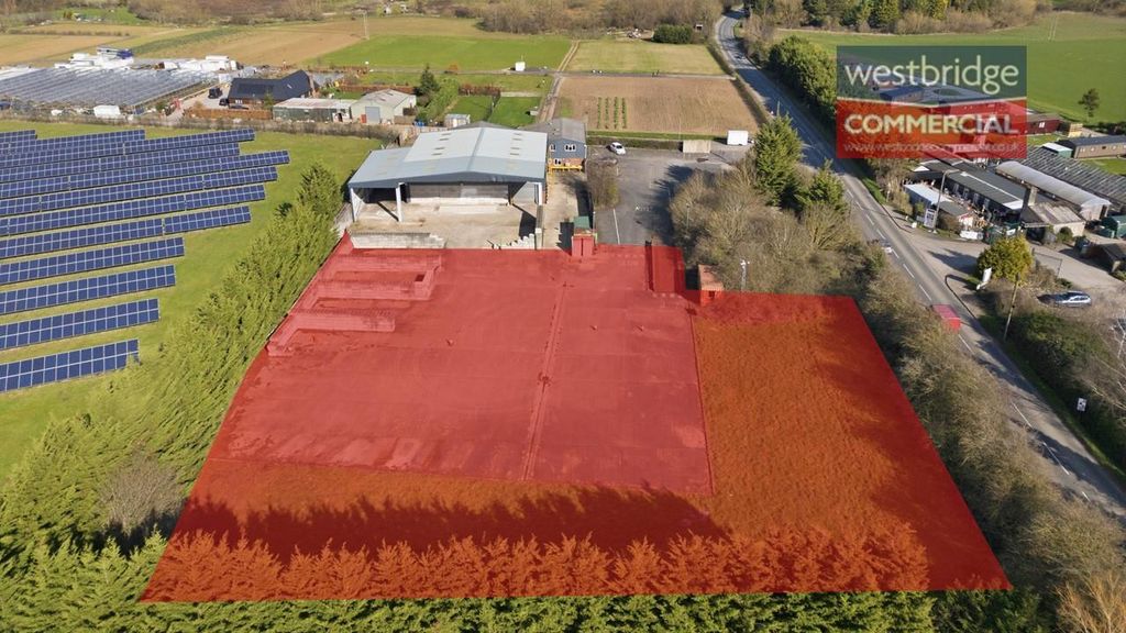 Property photo 1 of 18 Yard Watermarked.Jpg