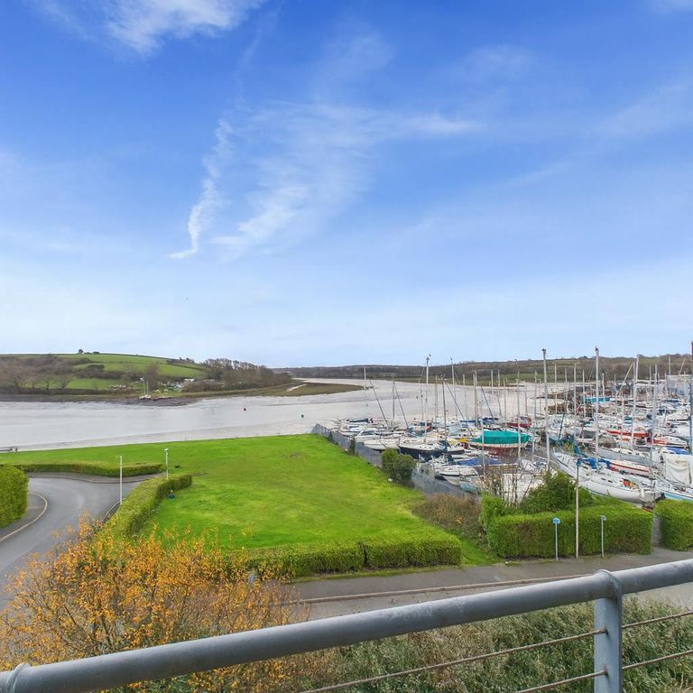 Property photo 3 of 34 Chatgpt Image Dec 15 2025 02_36_40 Pm.Png