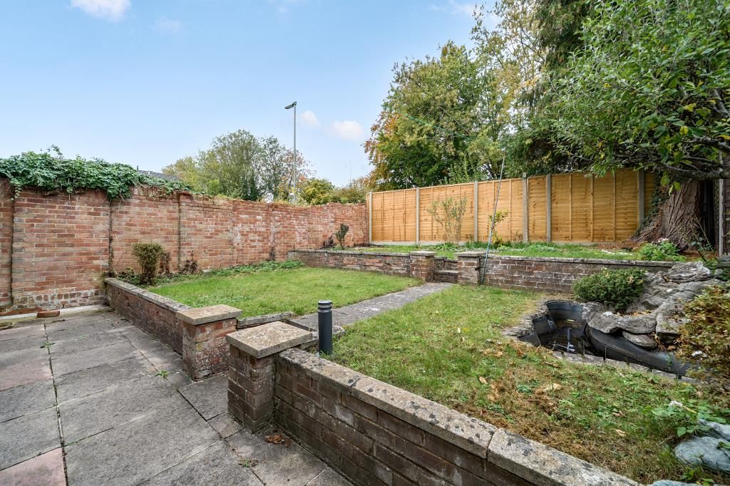 Property photo 3 of 16 Photo