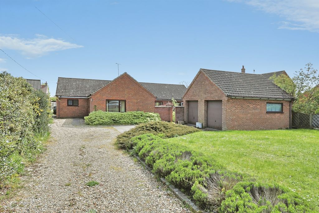 Property photo 2 of 23