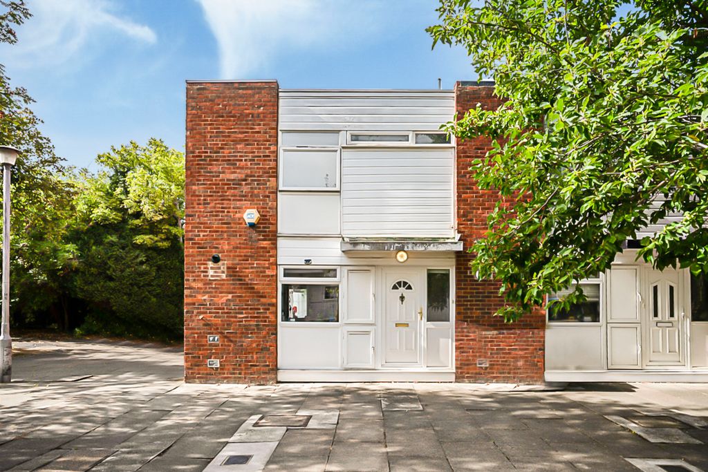 Property photo 2 of 19