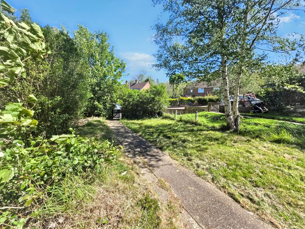 Property photo 2 of 13