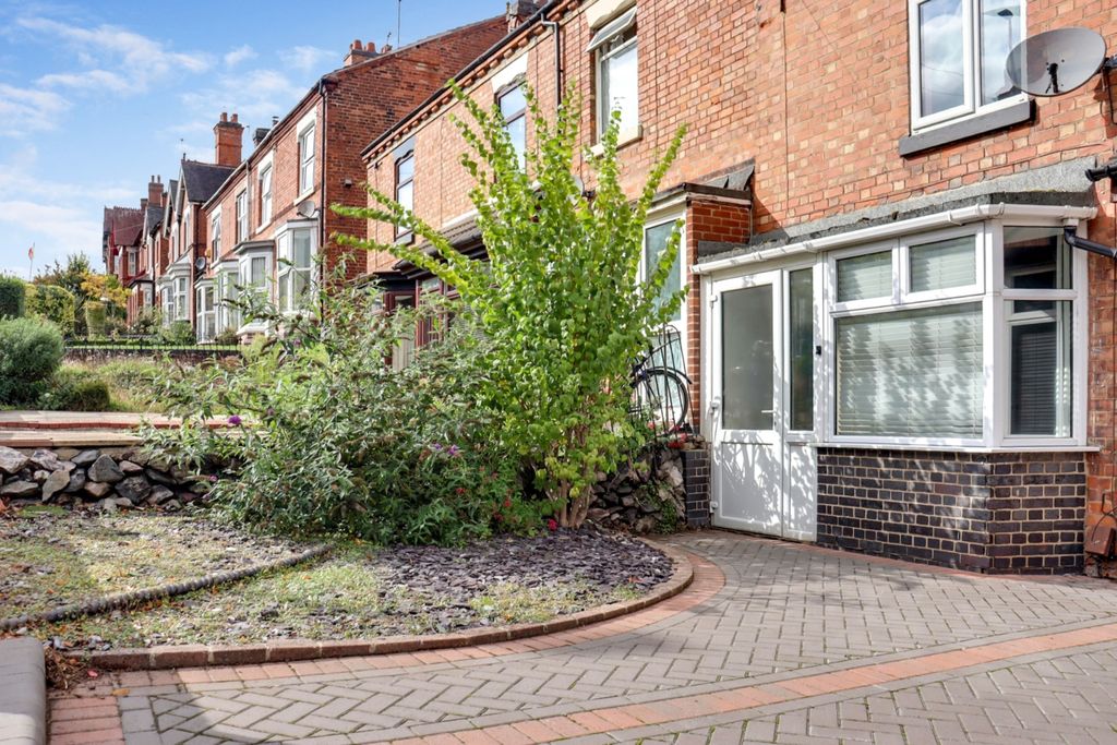 Property photo 1 of 15 Frontage