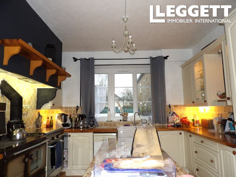 Property photo 3 of 10