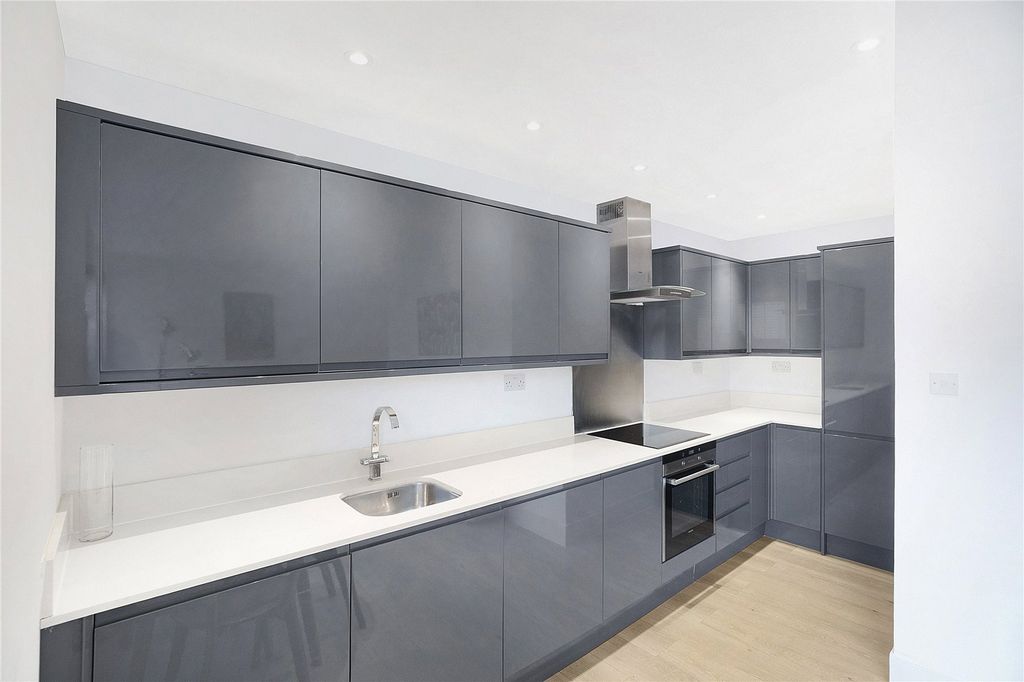 Property photo 2 of 10 Picture No. 08