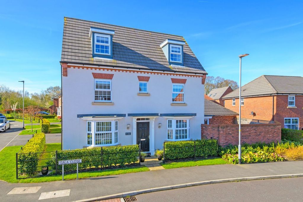 Property photo 1 of 21 Front