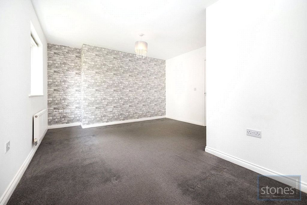 Property photo 1 of 14 Picture No. 05