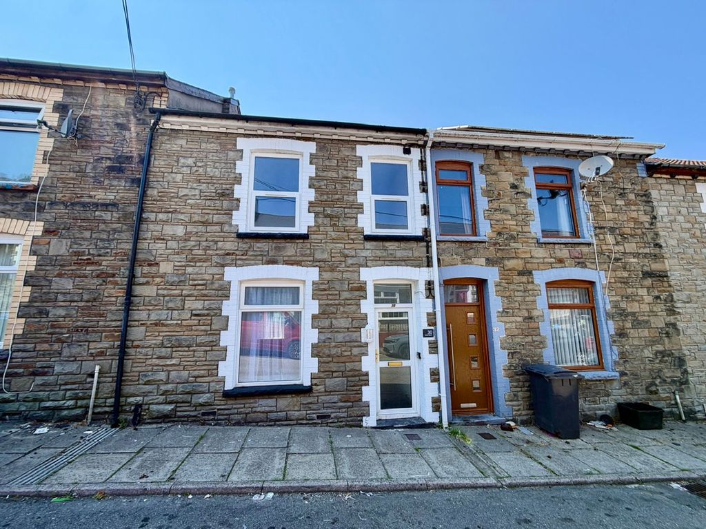 Property photo 1 of 27