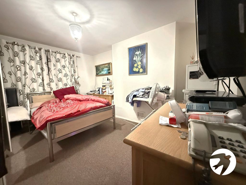 Property photo 3 of 16 Picture 3