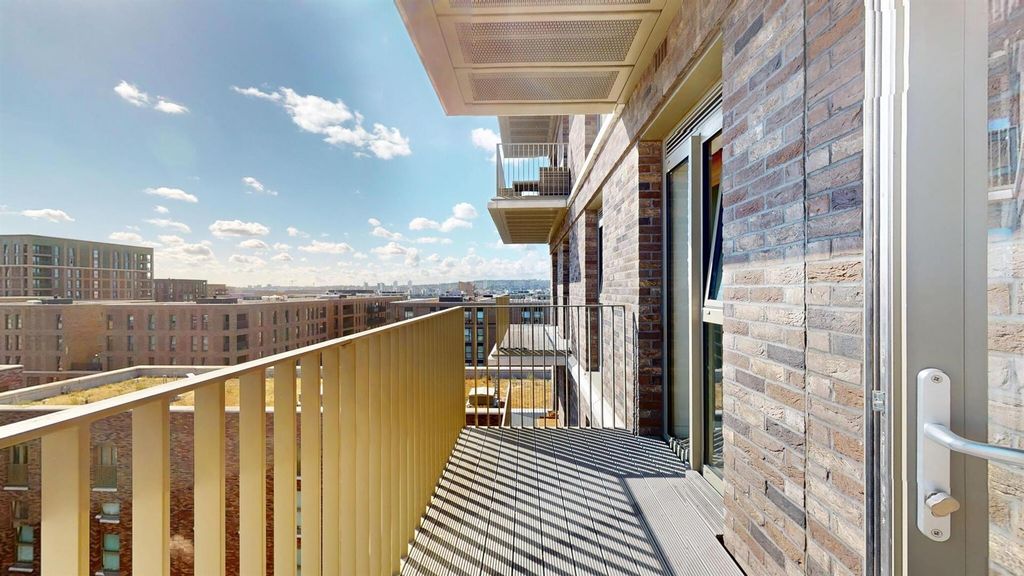 Property photo 2 of 13 New Home For Sale, Gallions Reach, London E14 (Wid