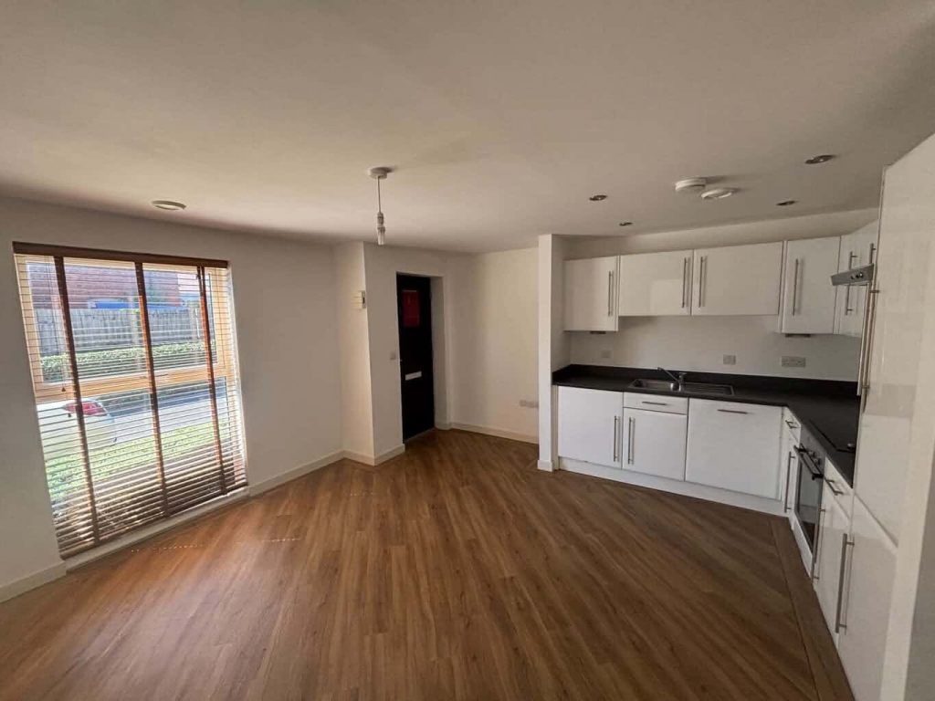 Property photo 2 of 7