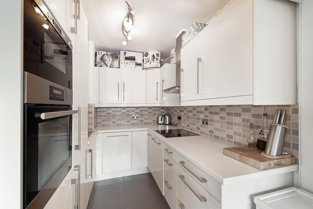 Property photo 2 of 8 Image