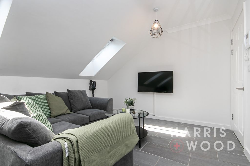 Property photo 3 of 15 4470824