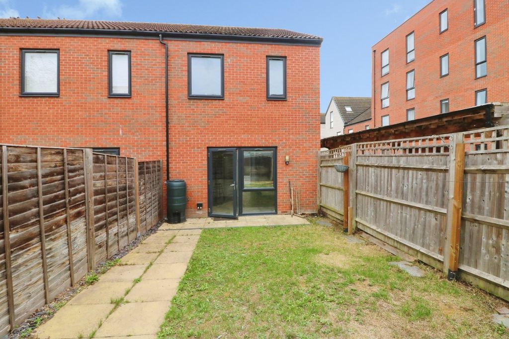 Property photo 3 of 7 Picture No. 01