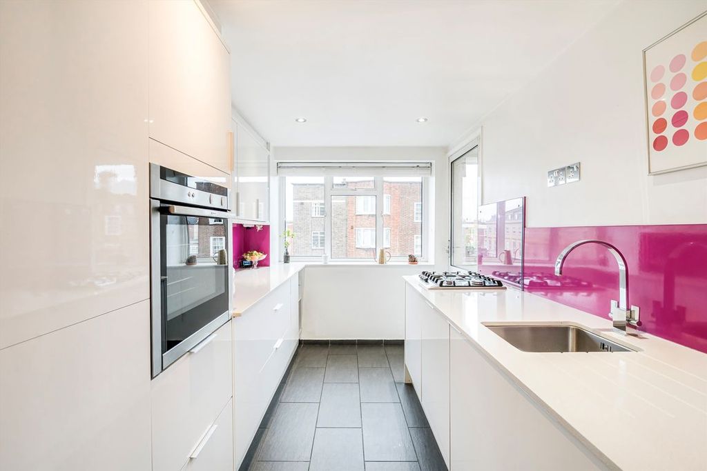 Property photo 2 of 5