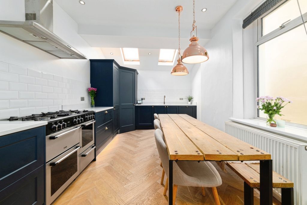 Property photo 1 of 21 Pbox-Img.Jpg