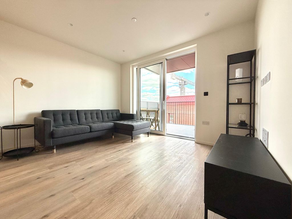 Property photo 1 of 14 One Bedroom Apartment To Rent