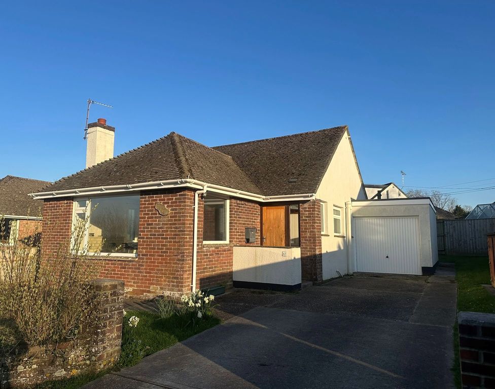 Property photo 1 of 2