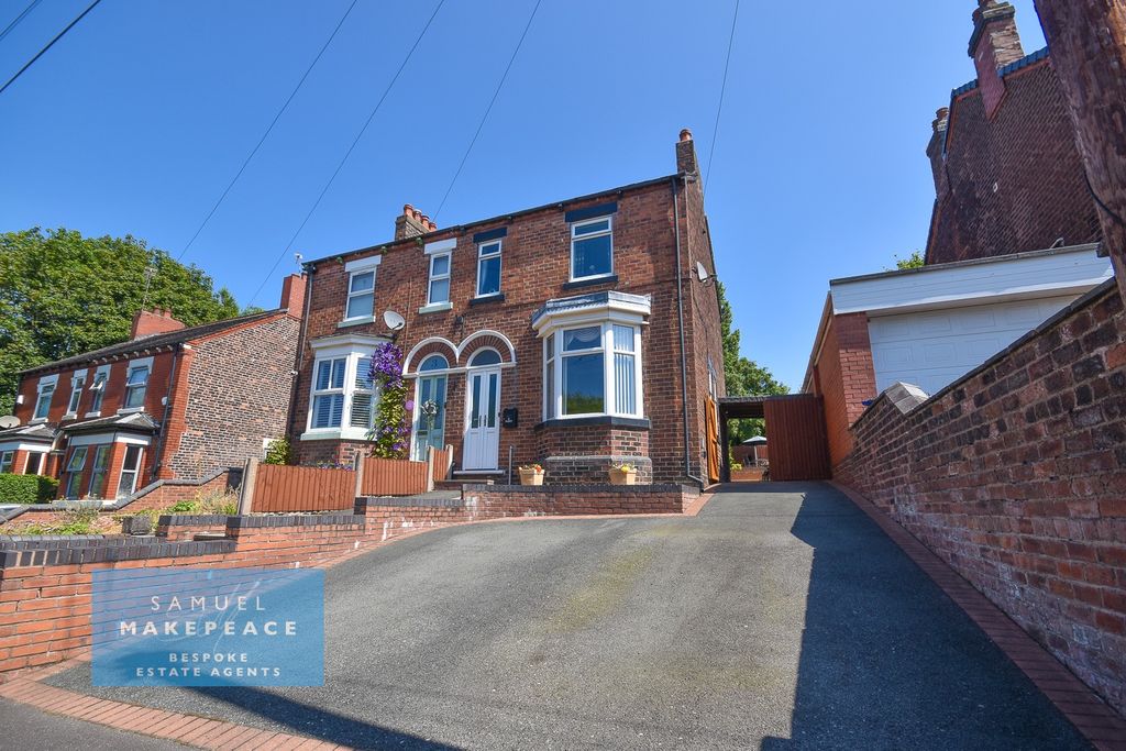 Property photo 1 of 21 Three Bedroom Mature Semi Detached Property With Large Driveway And Gorgeous Rear Garden