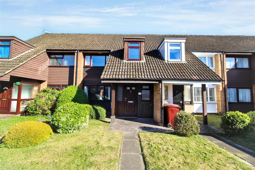 Property photo 1 of 12 Front