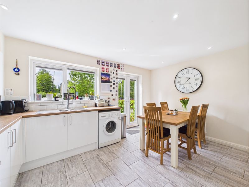 Property photo 3 of 13 Kitchen