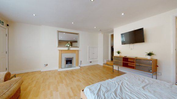 Property photo 2 of 10 8307640.Jpg