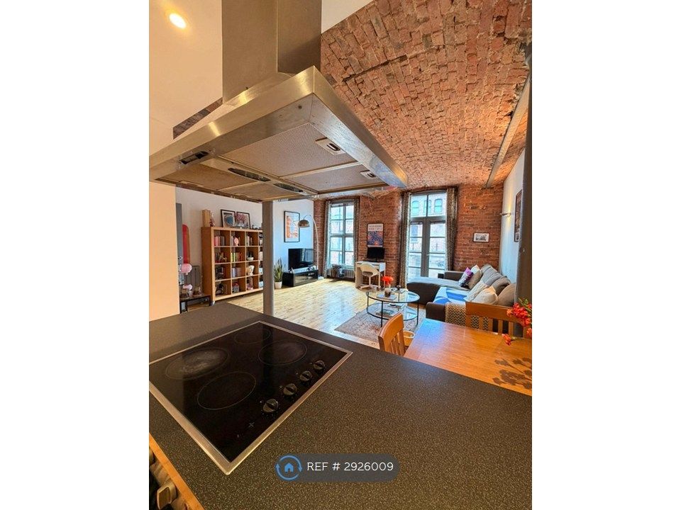 Property photo 1 of 15 Kitchen/Living Room