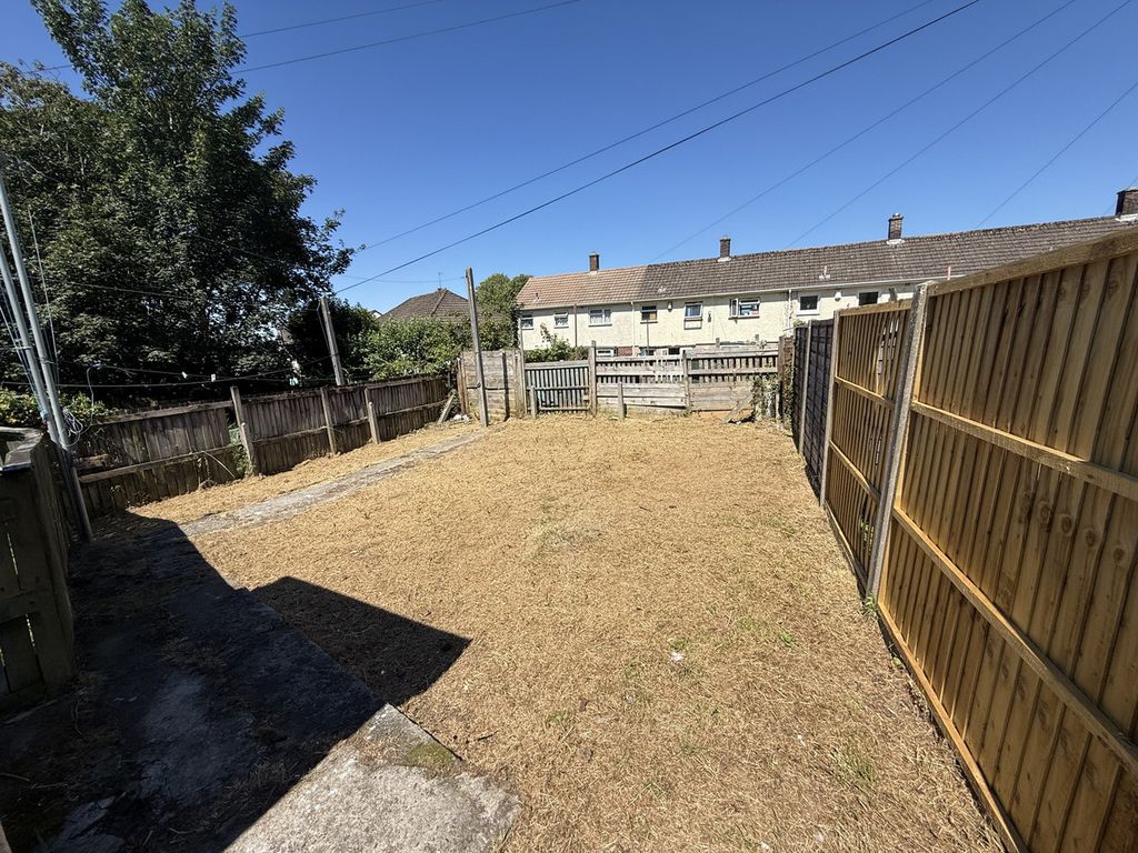 Property photo 3 of 10
