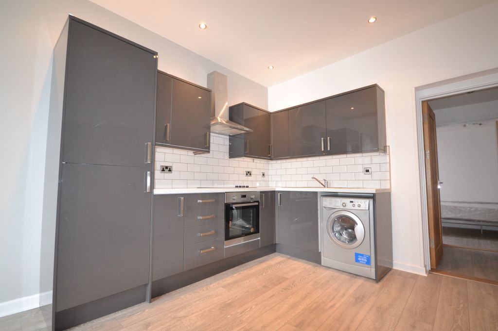 Property photo 2 of 5 1082238