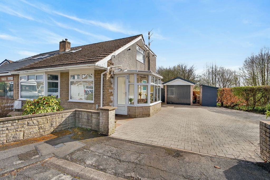 Property photo 1 of 30